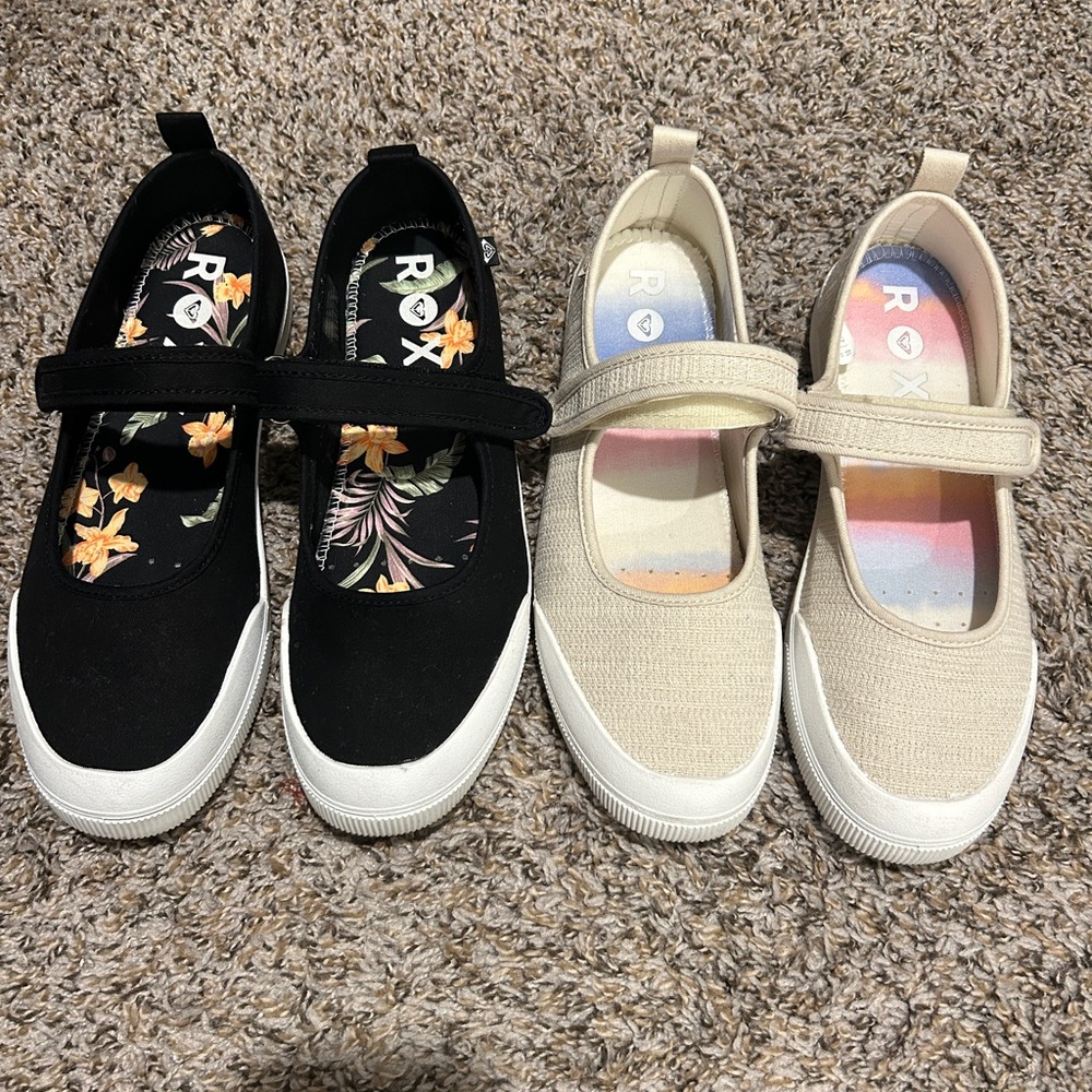 Roxy Women’s Sunfari Mary Jane Sneakers Size 10
